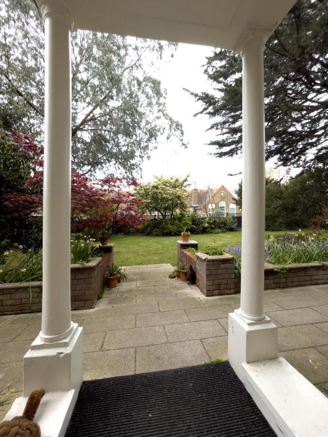 Manor House Of Cheshunt- Historic Villa Exterior photo